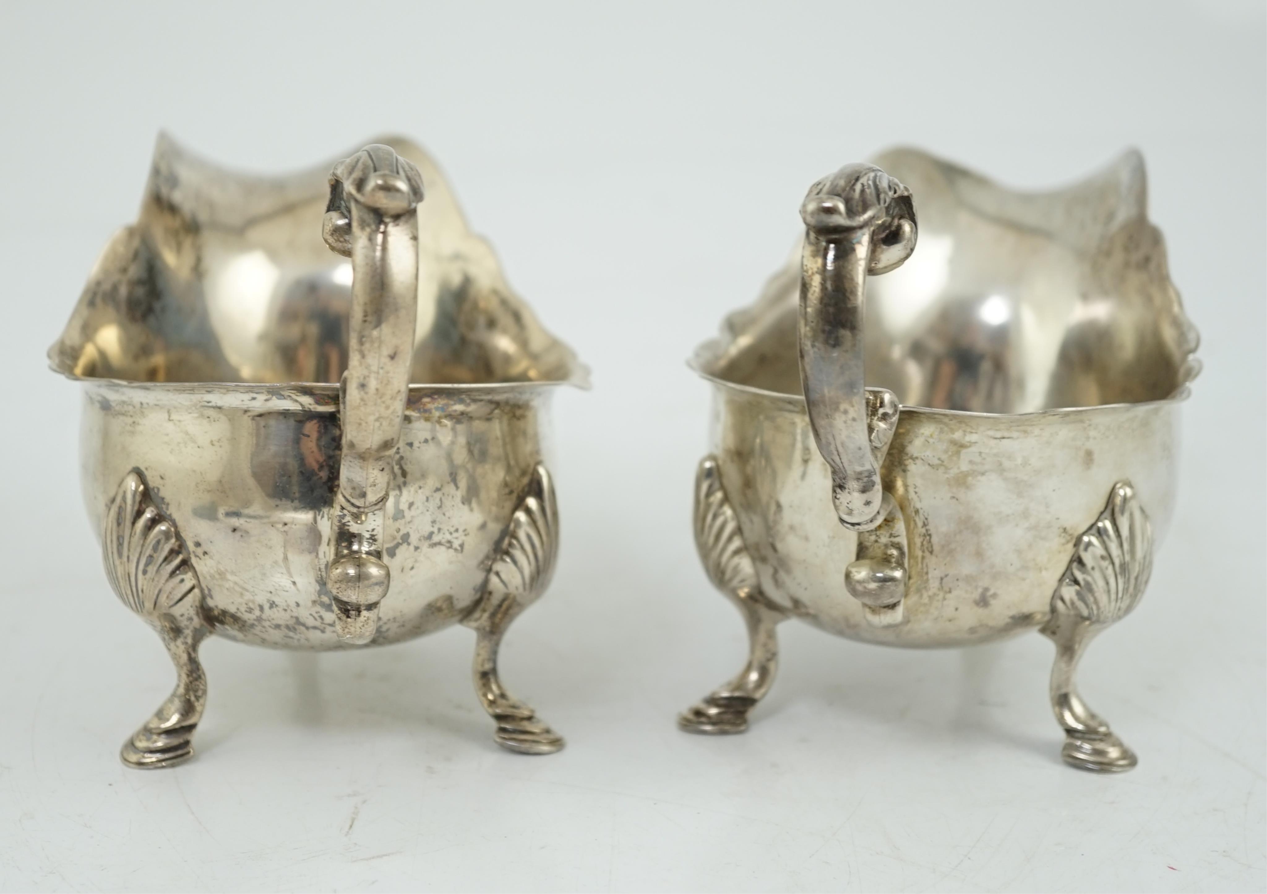 A pair of late Victorian silver sauceboats, by Charles Stuart Harris